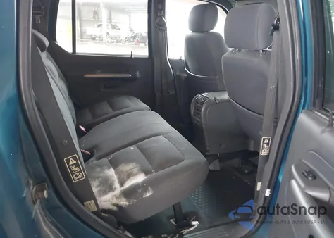 2002 Ford Explorer Sport Trac из США, поврежденный, VIN 1FMZU67E92UB76830